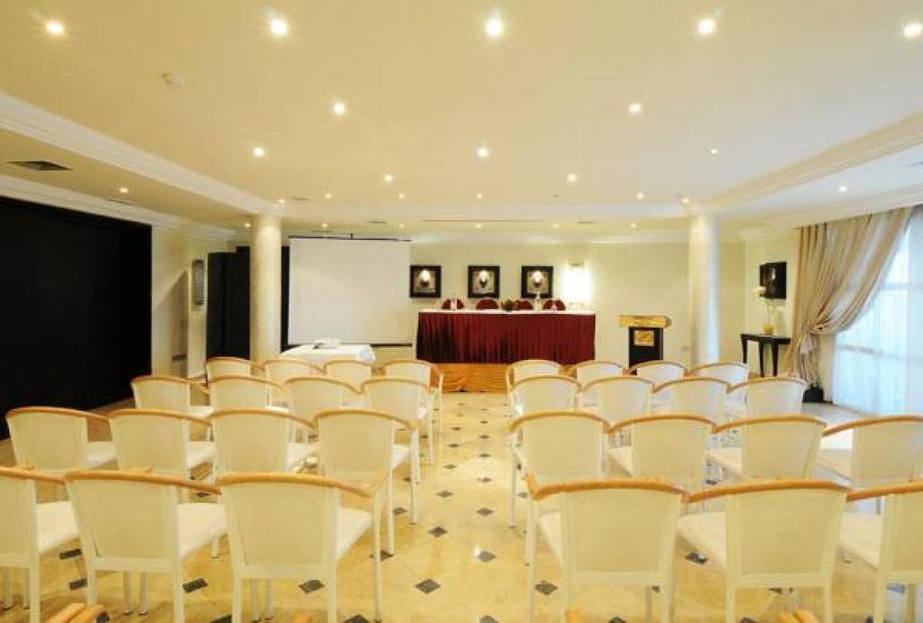 Hotel Du Parc Tunis Kinh doanh bức ảnh